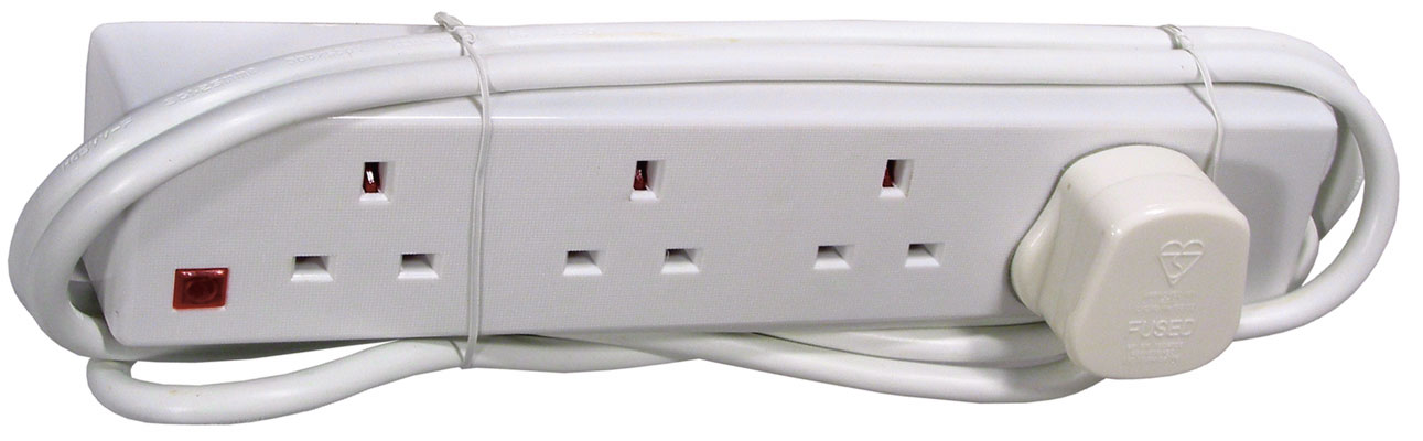 4 Way Extenstion Socket c/w 1.5 Mtr Cable.WHITE