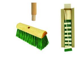SINGLE Green Poly Yard Broom c/w Hdl